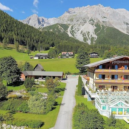 Aparthotel Pfeffermuehle Ramsau am Dachstein Exterior photo