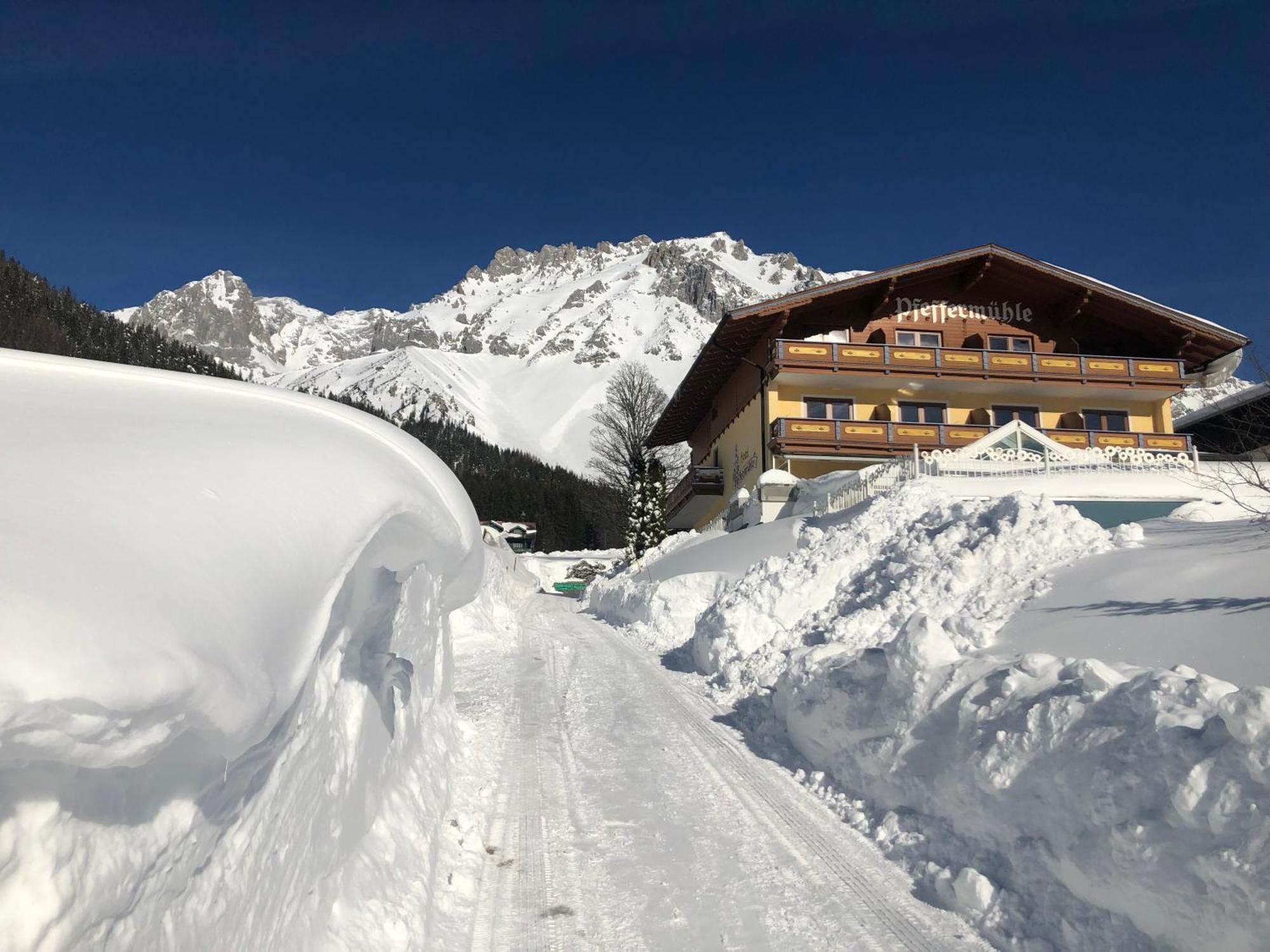 Aparthotel Pfeffermuehle Ramsau am Dachstein Exterior photo