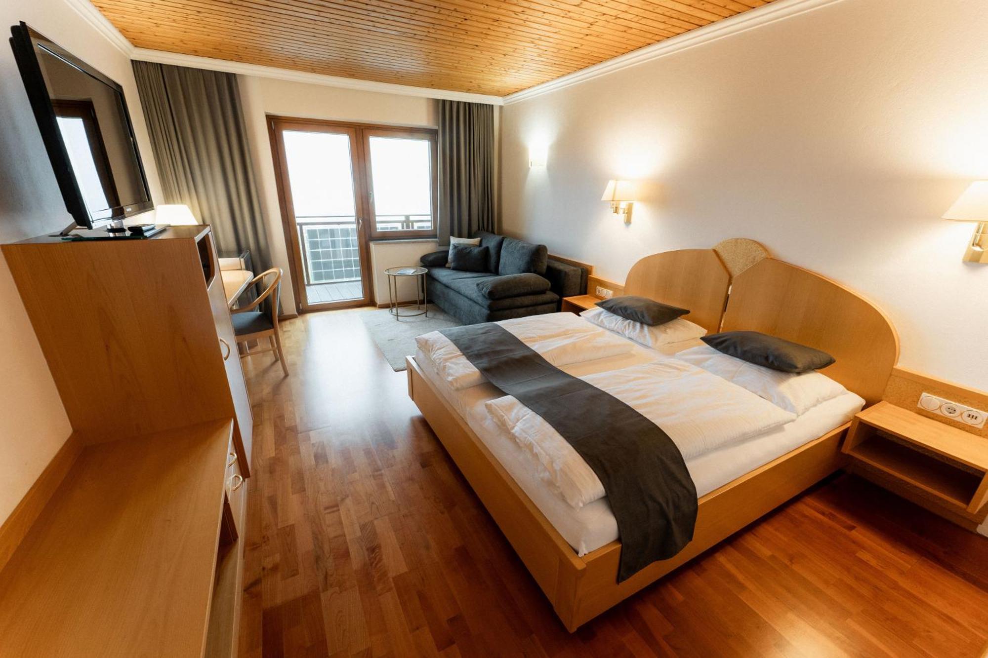 Aparthotel Pfeffermuehle Ramsau am Dachstein Exterior photo