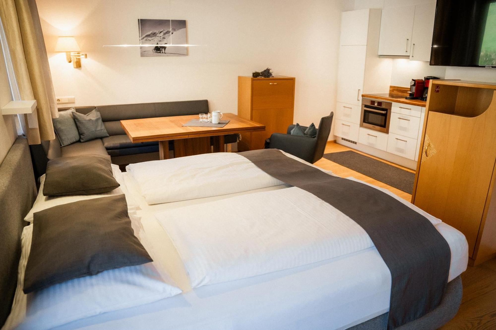 Aparthotel Pfeffermuehle Ramsau am Dachstein Exterior photo