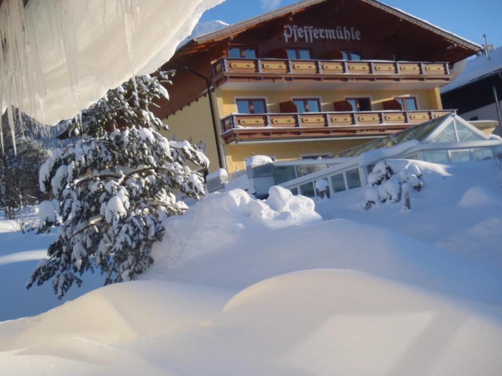 Aparthotel Pfeffermuehle Ramsau am Dachstein Exterior photo